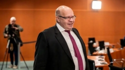 وزير الاقتصاد الألماني لا يتوقع فرض إجراءات عزل عام مجددا