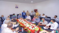 وزير الكهرباء ومحافظ عدن : يعقدان لقاءً موسعاً بقيادات قطاع الكهرباء بالعاصمة عدن