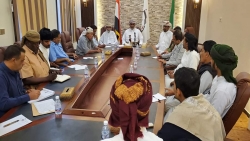 لجنة اعتصام المهرة تعقد اجتماع استثنائي برئاسة الشيخ الحريزي لمناقشة أخر المستجدات بالمحافظة