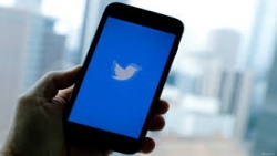 مالك منصة تويتر إيلون ماسك يتجه لتغيير شعار "تويتر"