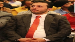 رئيس مجلس إدارة قناة المهرية يدعو وسائل الإعلام المحلية إلى بث موحد عن أحداث غزة