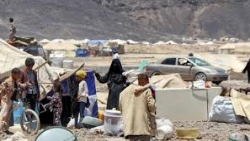التصعيد العسكري في البحر الأحمر يفاقم الوضع الإنساني باليمن ويعقد جهود إحلال السلام