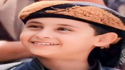 بائع المجلجل.. طفل يمني ينال إعجاب الناشطين على مواقع التواصل