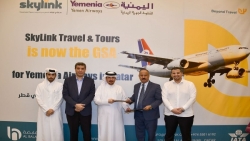 الخطوط الجوية اليمنية توقع اتفاق شراكة مع وكيلها الجديد في قطر وتكرم وكيلها السابق
